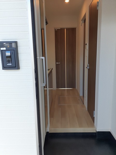 5/20 玄関