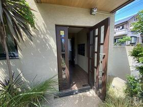 2/2 エントランス