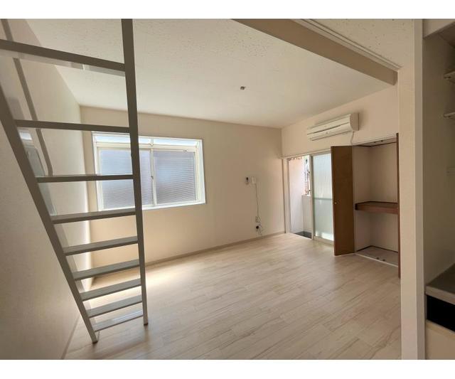 13/29 リビング/ダイニング