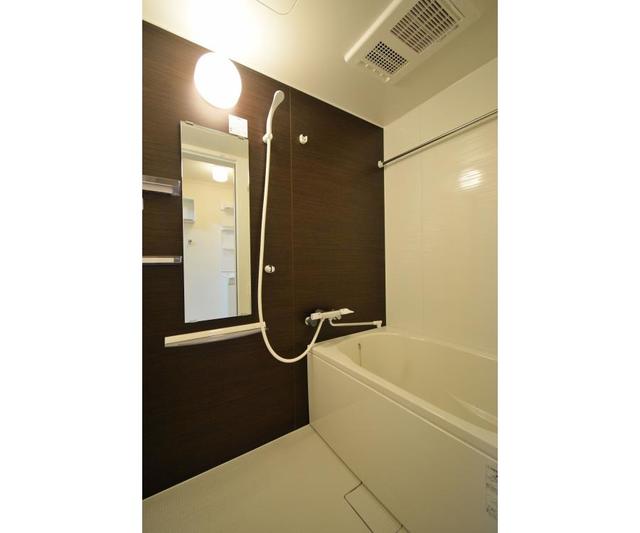 17/29 浴室
