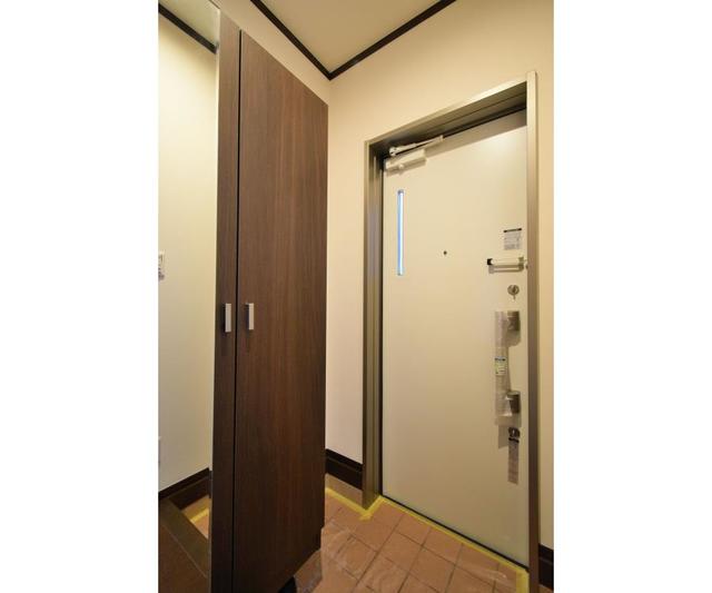 13/29 玄関