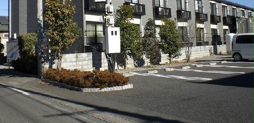 14/17 駐車場
