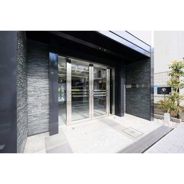 17/17 エントランス