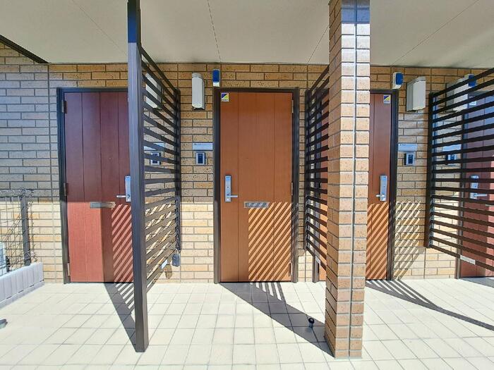 17/22 エントランス