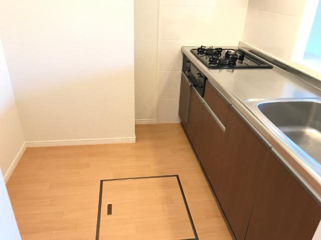 14/30 キッチン