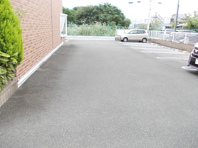 2/8 駐車場