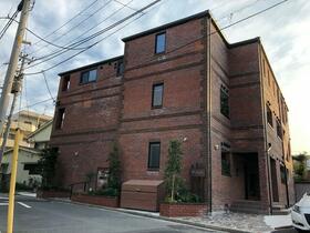 2/2 エントランス