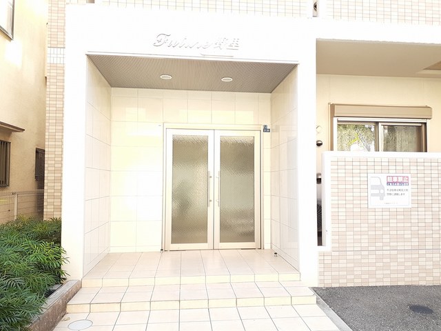 2/8 エントランス