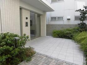 15/20 エントランス