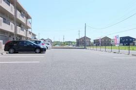 3/3 駐車場