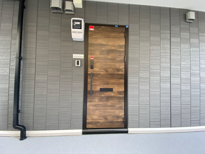 18/24 エントランス