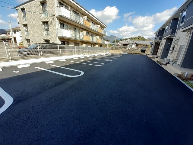 14/20 駐車場