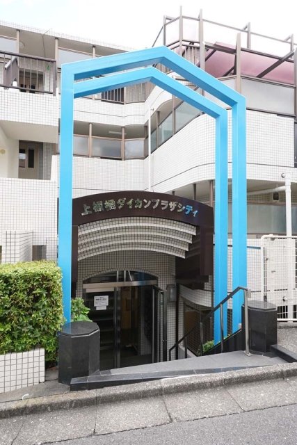 2/5 エントランス