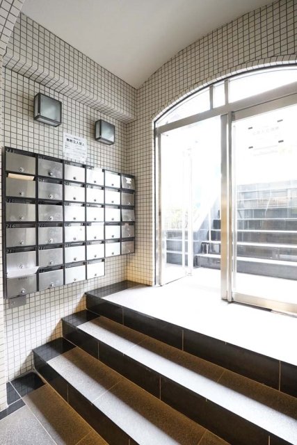 4/5 エントランス