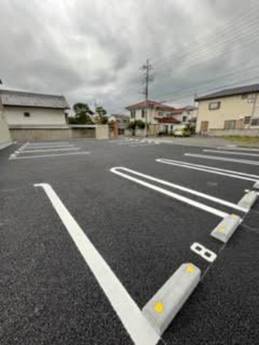 18/20 駐車場