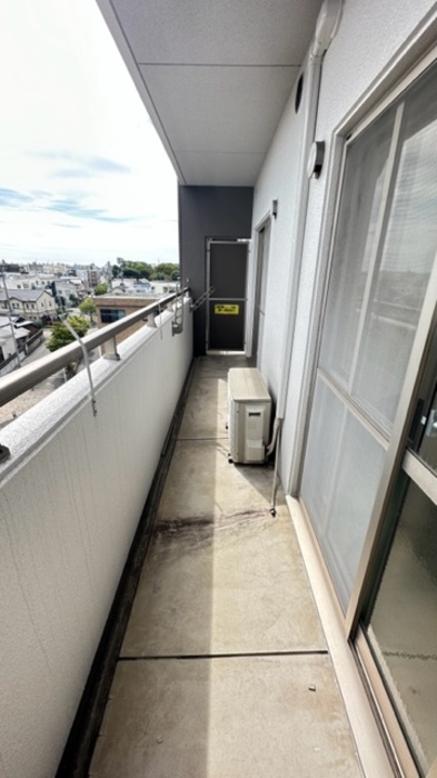 16/20 バルコニー