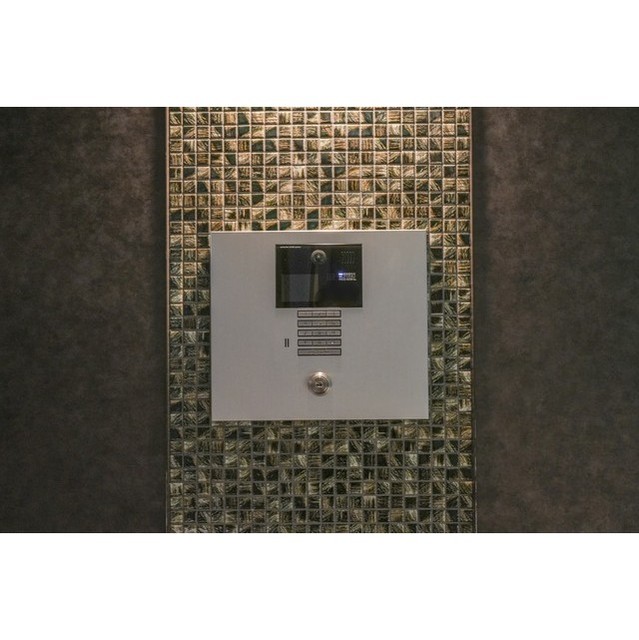 14/25 エントランス