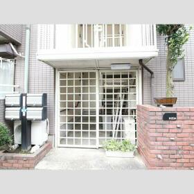 15/15 エントランス