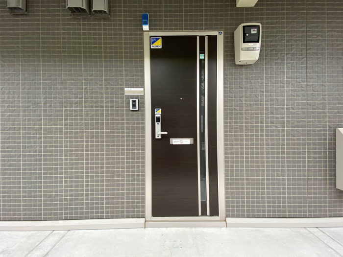 19/21 エントランス