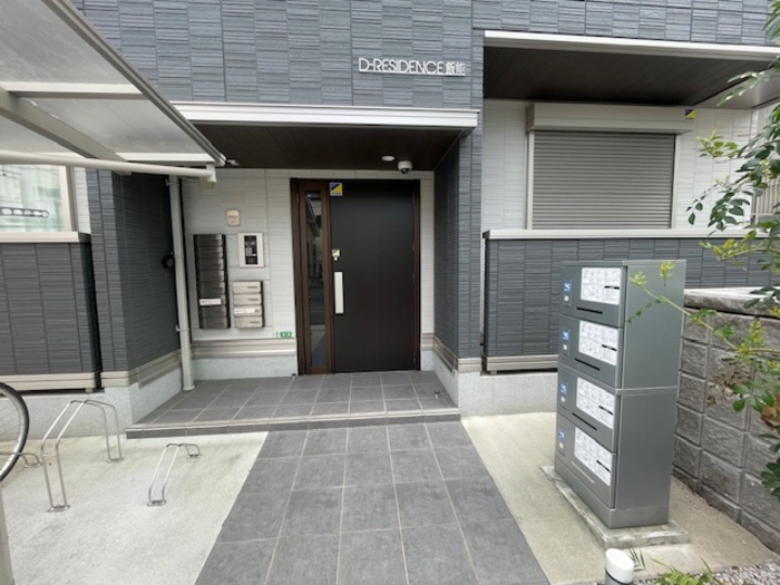 2/5 エントランス