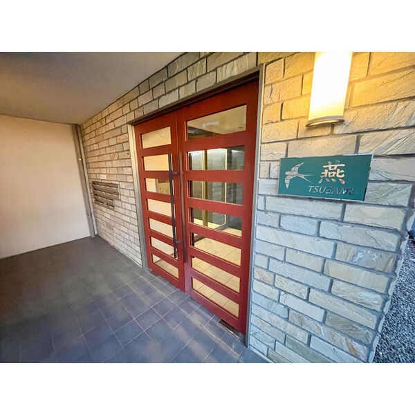 19/20 エントランス