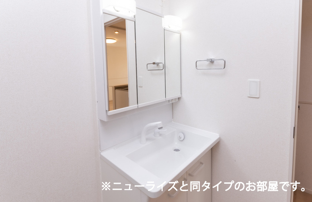 16/30 洗面