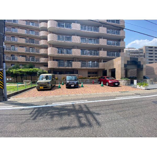 17/18 エントランス