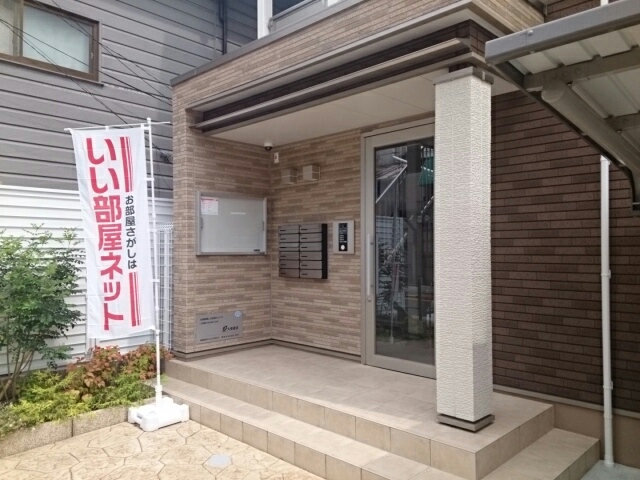 14/20 エントランス