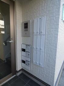 16/16 エントランス