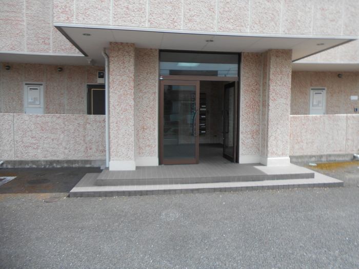 15/24 エントランス