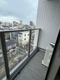 13/16 バルコニー