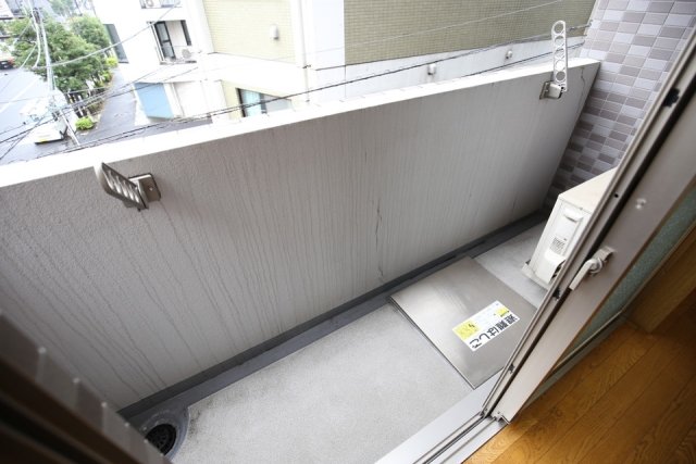 13/20 バルコニー