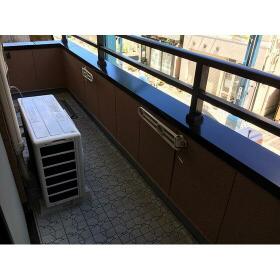 13/22 バルコニー