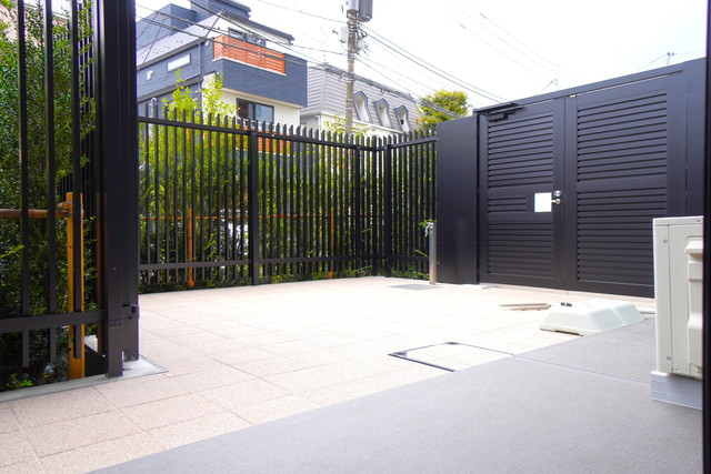 13/19 バルコニー