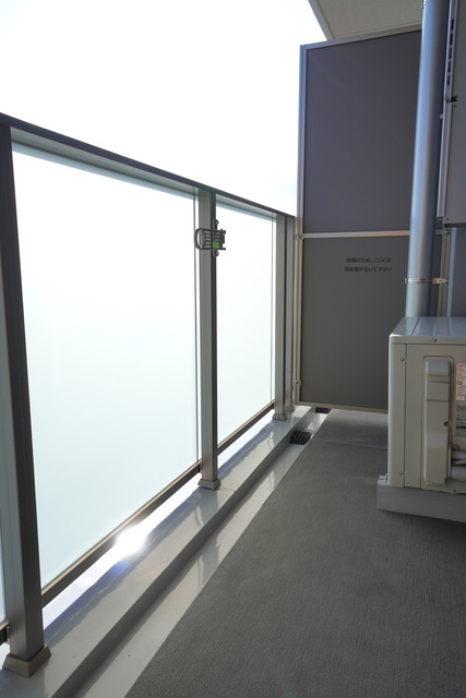 13/22 バルコニー