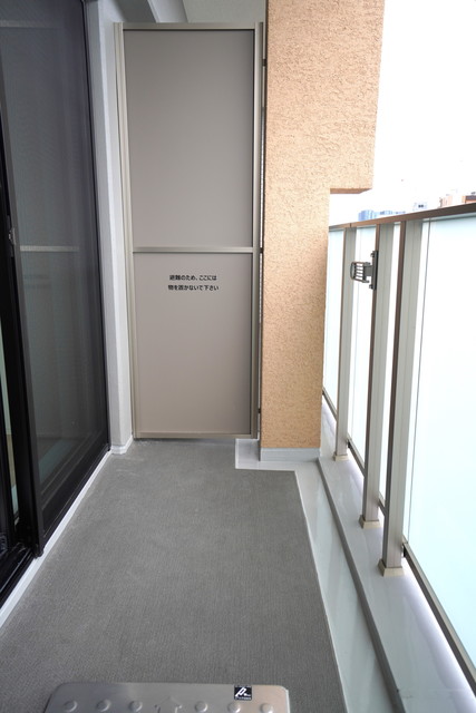 13/16 バルコニー