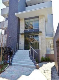 16/26 エントランス