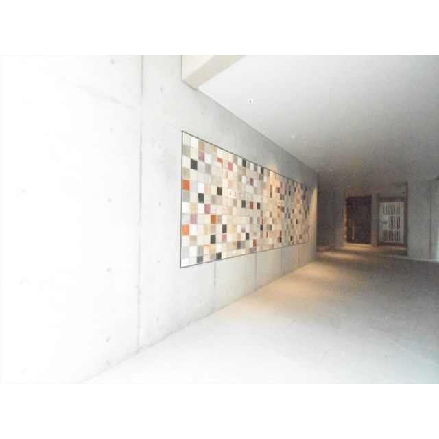 22/26 エントランス