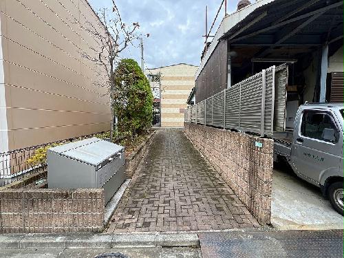 14/14 エントランス