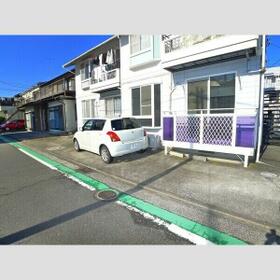 15/15 駐車場