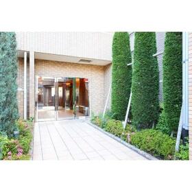 15/15 エントランス