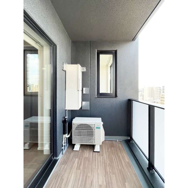 14/23 バルコニー