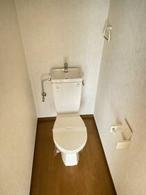 13/16 トイレ