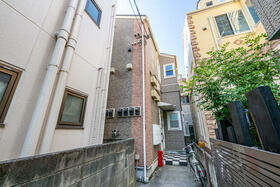 3/5 エントランス