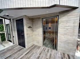 2/2 エントランス