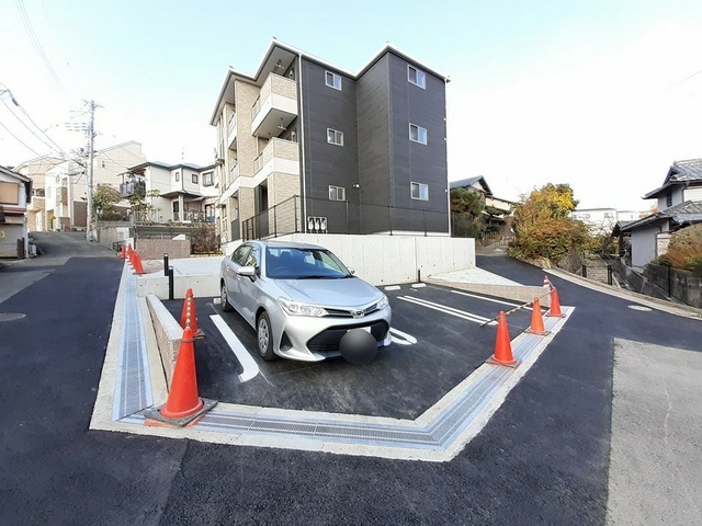 14/20 駐車場