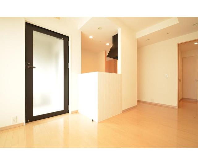 13/30 リビング/ダイニング