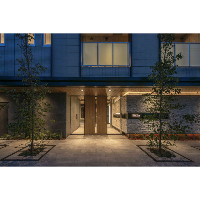 14/15 エントランス