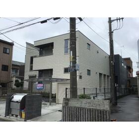 16/22 エントランス