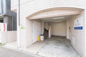 7/11 エントランス